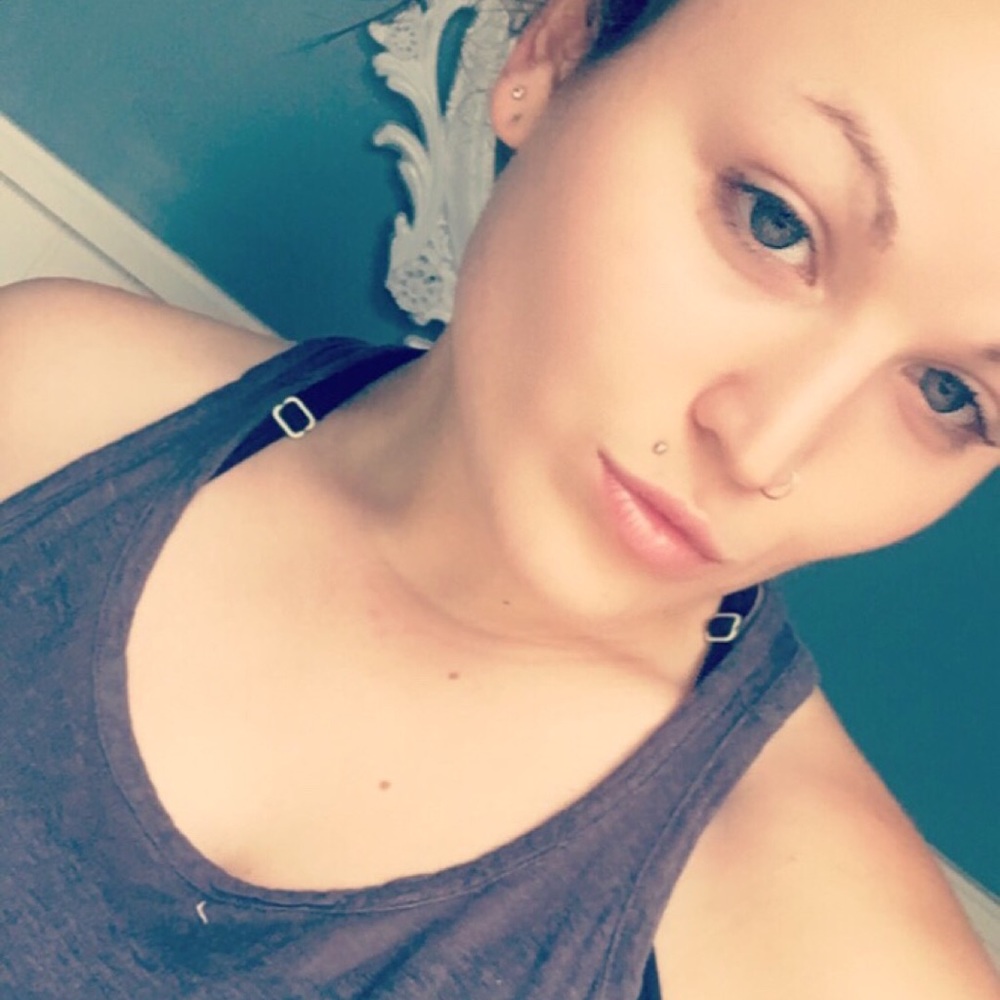 Meet your Posher, Jessica